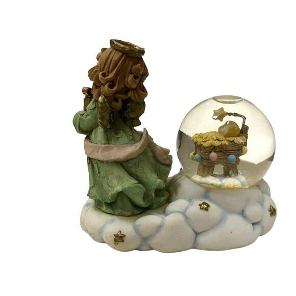Precious Moments Angel Playing Harp Water Globe Baby Jesus Away Manger Christmas - Picture 3 of 6